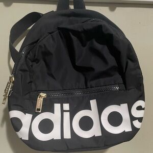 🖤🤍 ADIDAS- BOOKBAG 🤍🖤